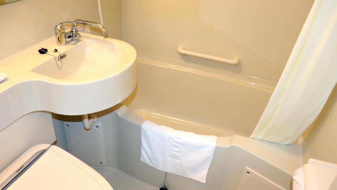 Toyoko Inn Utsunomiya Ekimae No 2 Dış mekan fotoğraf